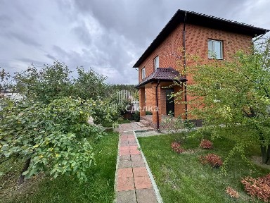 Продается 2-этажный дом, 140 м²