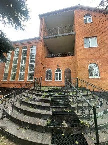 Продается 5-этажный коттедж, 1 400 м²