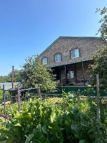 Продается 2-этажный коттедж, 239 м²