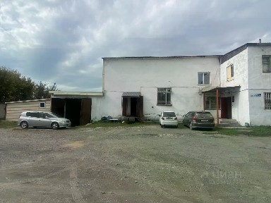 Алтайский край, Бийский район, Малоугренево село, пл. Щигарева, 3