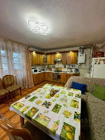 Продается 2-этажный дом, 240 м²