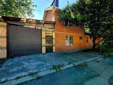 Продается 2/3 часть 2-этажного дома, 90 м²
