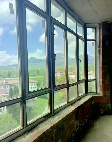 Продается 4-комн. квартира, 143,3 м²