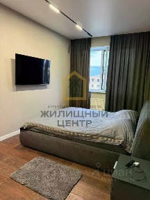 Продается 2-комн. квартира, 65 м²