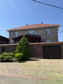 Продается 2-этажный дом, 600 м²