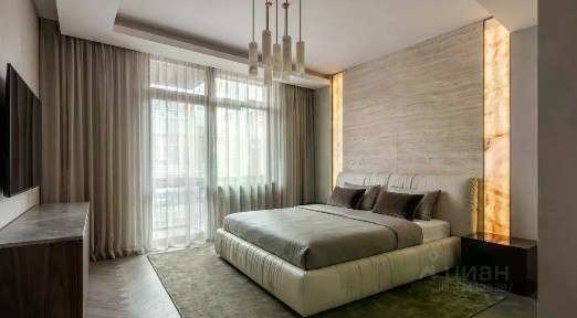 Продается 3-комн. квартира, 148 м²