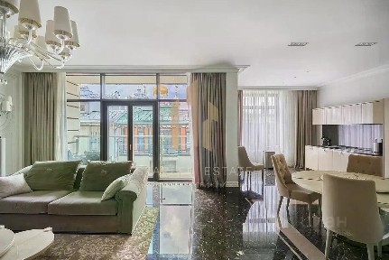 Продается 3-комн. квартира, 167,2 м²