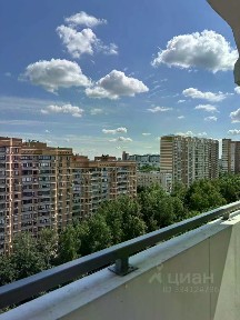 Продается 3-комн. квартира, 72 м²