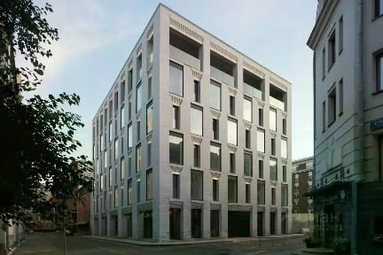 Продаются 3-комн. апартаменты, 145,1 м²