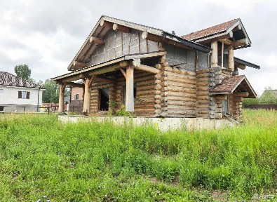Недостроен: Дом 130 м² на участке 15 сот.