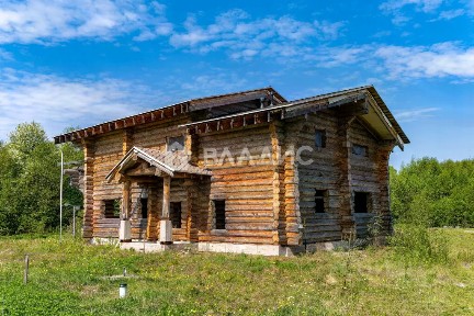 Продается 2-этажный дом, 250 м²