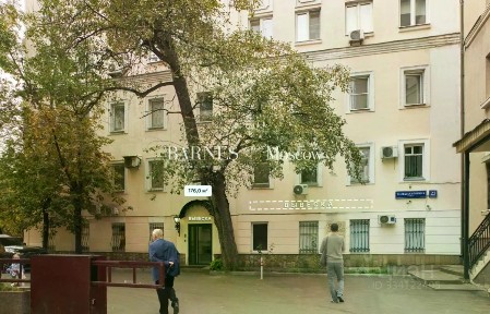 Сдается торговая площадь, 176 м²