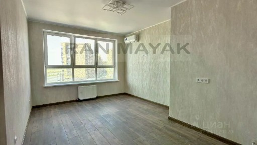 Продается 2-комн. квартира, 61,5 м²