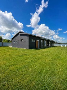 Продается 1-этажный коттедж, 188 м²