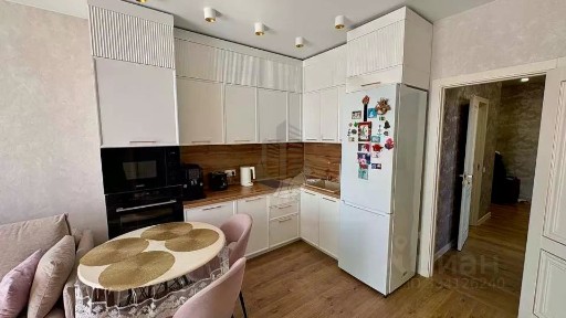 Продается 2-комн. квартира, 66 м²