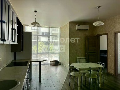 Продается 2-комн. квартира, 66,9 м²