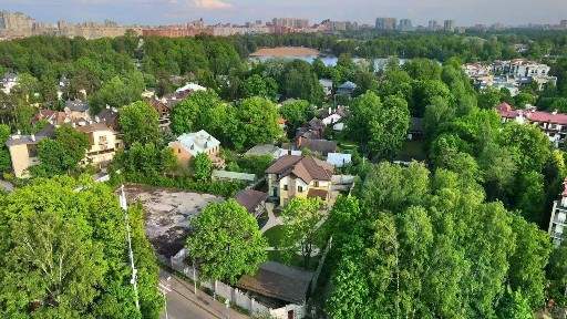 Продается 3-этажный коттедж, 330 м²