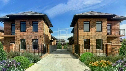 Продается 2-этажный дом, 168 м²