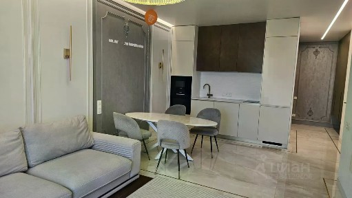 Продается 4-комн. квартира, 90 м²