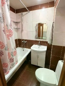 Татарстан респ., Казань, р-н Ново-Савиновский, ул. Короленко, 40