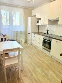 Продается 2-комн. квартира, 58 м²