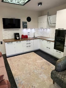 Продается 2-комн. квартира, 79 м²