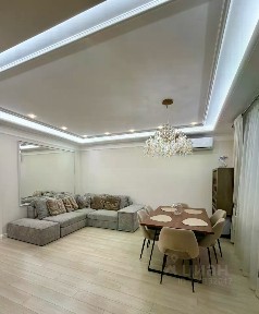 Продается многокомнатная квартира, 240 м²