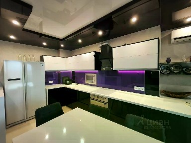 Продается 3-комн. квартира, 102,3 м²