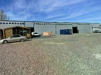 Продается здание, 10 000 м²