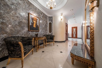 Сдается 4-комн. квартира, 280 м²