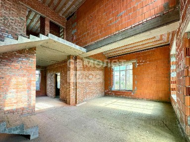 Продается 2-этажный дом, 240 м²