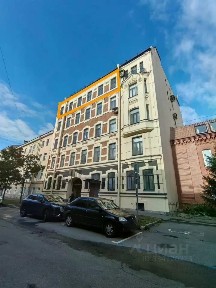 Продается 5-комн. квартира, 312 м²