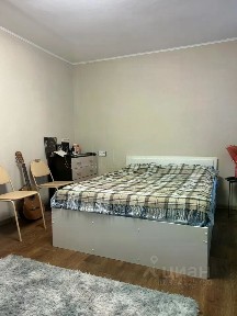Санкт-Петербург, р-н Василеостровский, № 7, просп. Большой Васильевского острова, 24