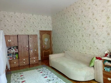 Продается 2-комн. квартира, 77 м²