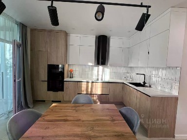 Продается 2-комн. квартира, 63 м²