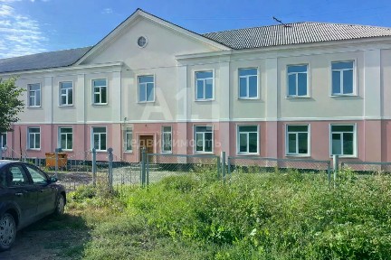 Сдается торговая площадь, 1 073 м²