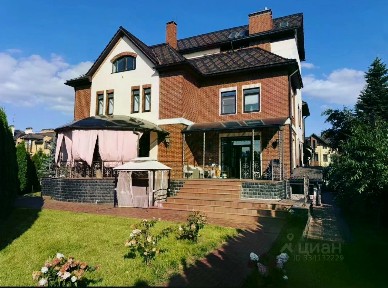 Продается коттедж, 950 м²