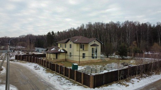 Продается 2-этажный коттедж, 477 м²