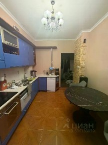 Сдается 4-комн. квартира, 82 м²
