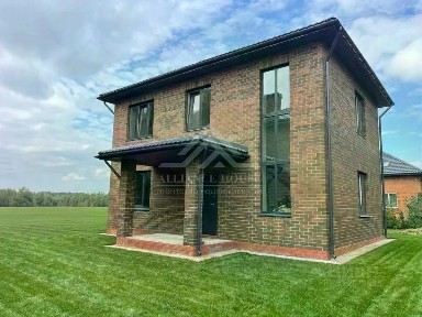 Продается 2-этажный дом, 150 м²