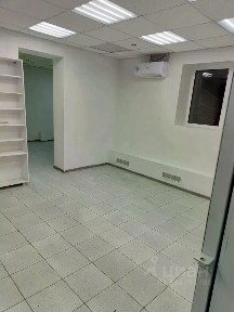Волгоградская область, Волгоград, р-н Центральный, Краснознаменская ул., 25