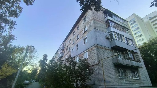 Продается 4-комн. квартира, 60,4 м²
