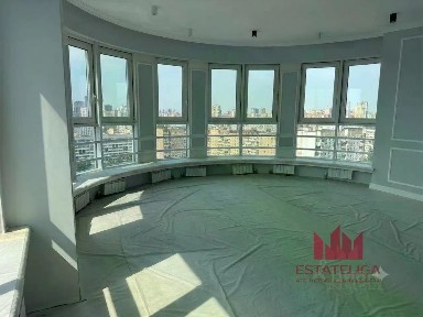 Сдается 4-комн. квартира, 130 м²