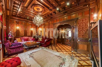 Сдается 3-комн. квартира, 162 м²