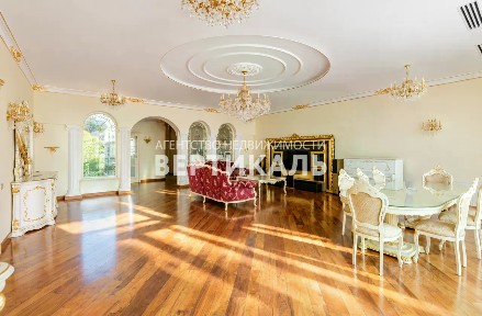 Сдается многокомнатная квартира, 350 м²
