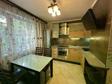 Сдается 3-комн. квартира, 75 м²