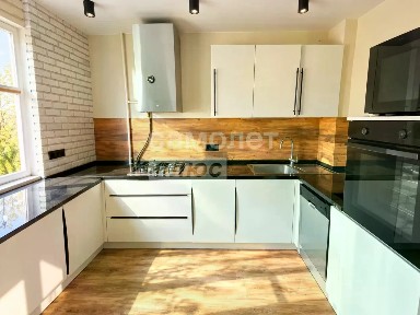 Продается 4-комн. квартира, 76,9 м²