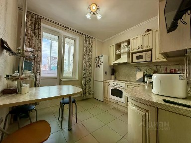 Продается 3-комн. квартира, 71 м²
