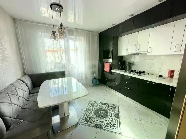 Продается 2-комн. квартира, 70 м²