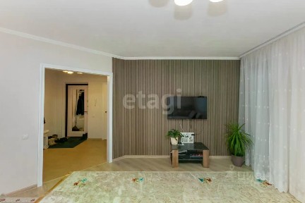 Продается 2-комн. квартира, 65,2 м²